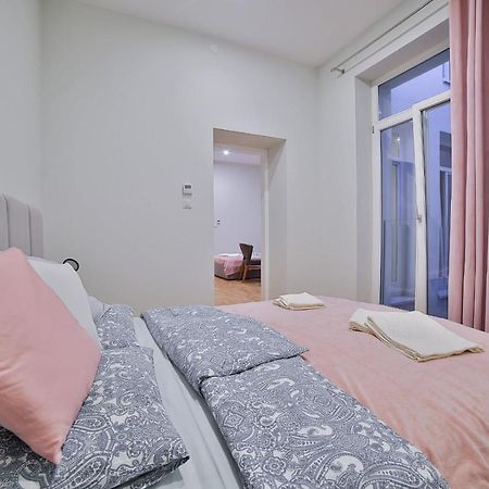 Art Palace Apartments クラクフ エクステリア 写真