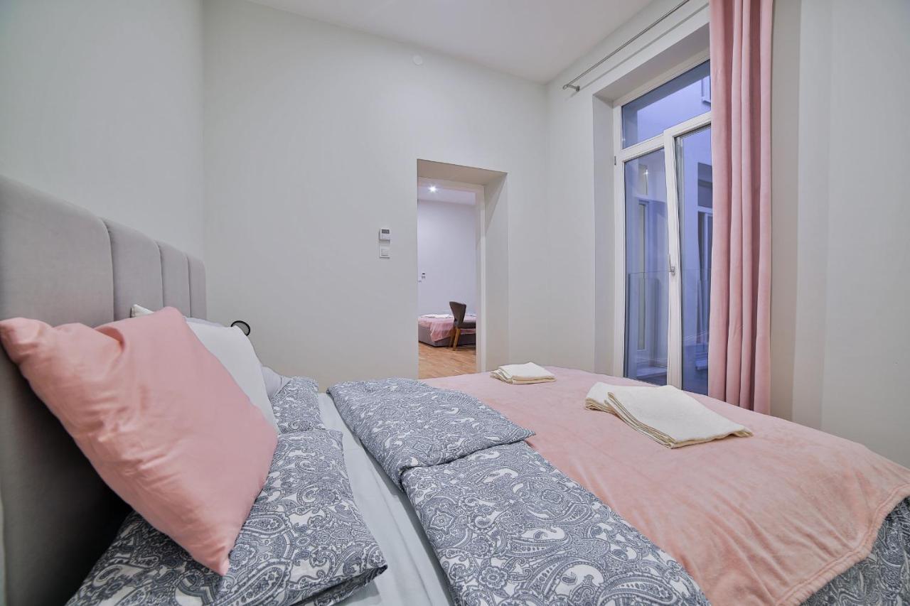 Art Palace Apartments クラクフ エクステリア 写真